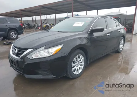 2017 Nissan Altima 2.5 z USA, uszkodzony, nr VIN 1N4AL3AP8HN351882